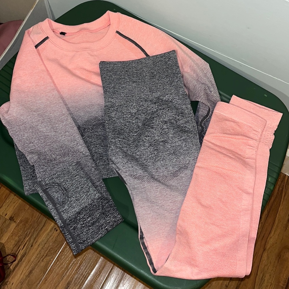 Ombré workout set